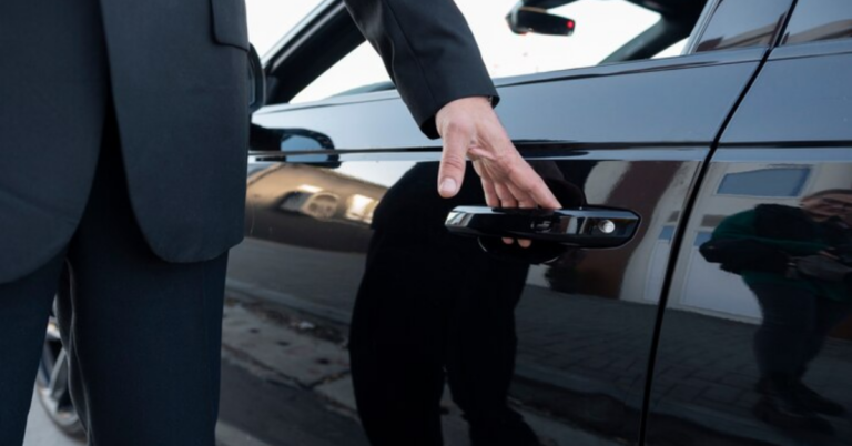 Chauffeur Airport Transfers Melbourne